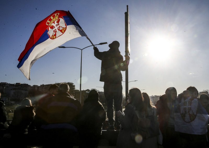 Švicarska tvrtka opskrbila srpsku vladu sustavom za prisluškivanje i geolociranje