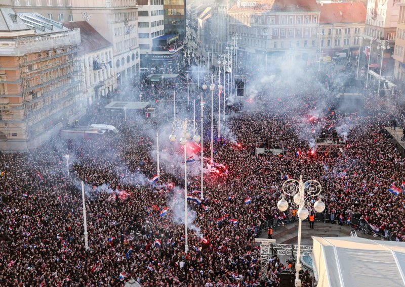 Najpoznatiji rukometni novinar na svijetu komentirao doček u Zagrebu: 'Osvojili su srebro, ali...'