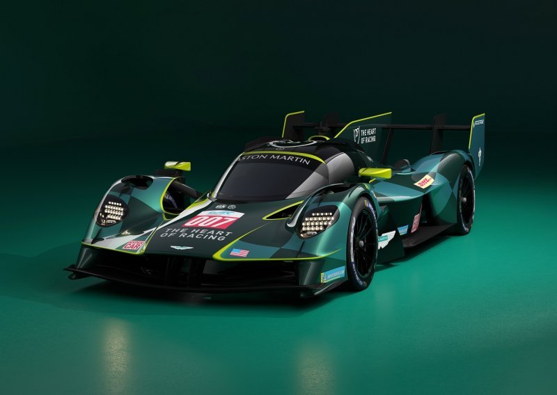 S ceste na stazu: Aston Martin predstavio hiperautomobil Valkyrie za 24 sata Le Mansa