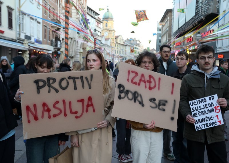 Znak potpore: I riječki studenti izišli na ulice