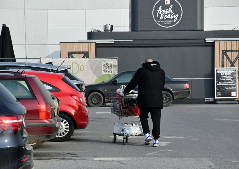 Porezna objavila podatke o potrošnji, bojkot posustaje