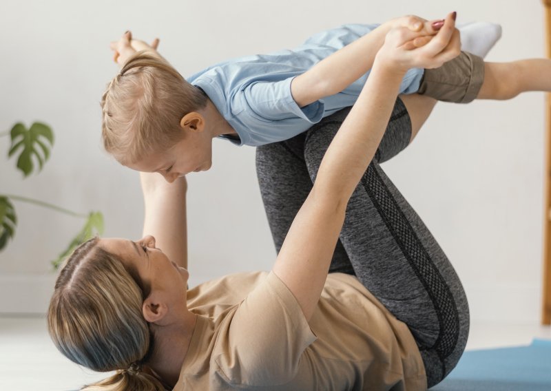 Program star već 13 godina: Vježbanje mama i beba s Jasnom Maceljski na Kvatriću