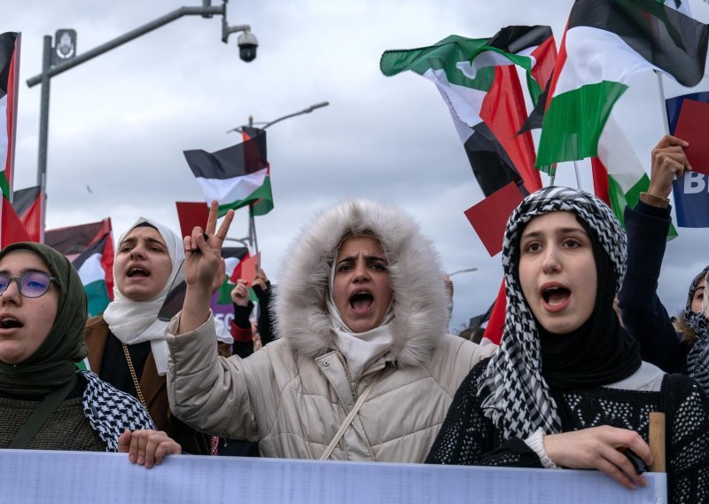 Hamas objavio imena trojice talaca koji će biti oslobođeni u subotu