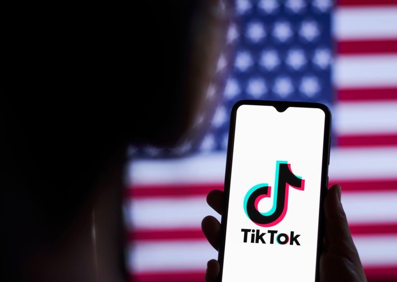 TikTok opet dostupan u SAD-u, budućnost i dalje neizvjesna