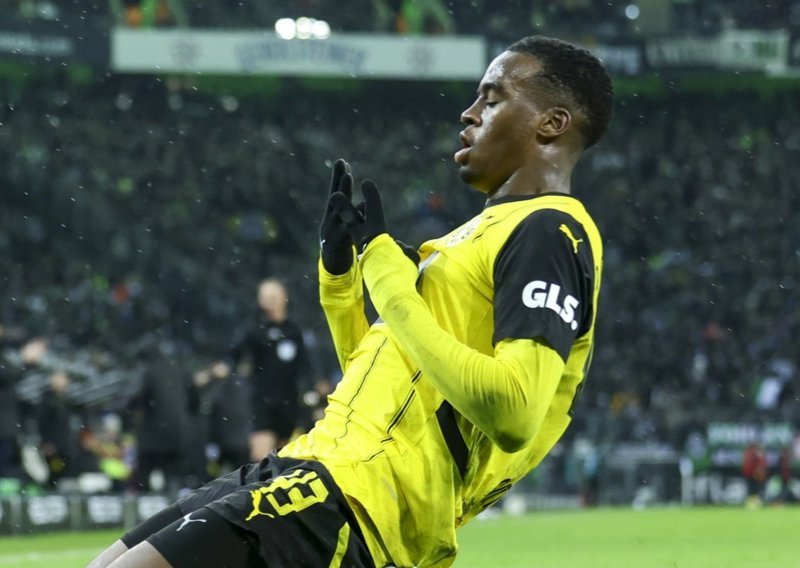 Borussia zgrće lovu na Englezima, nakon Sancha i Bellinghama milijune donosi i Gittens