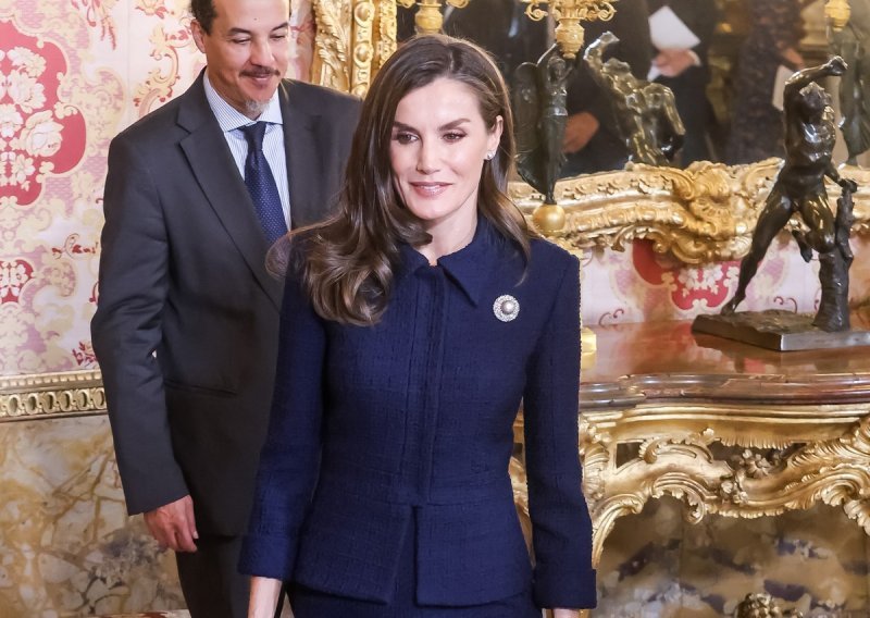 Kraljica Letizia s razlogom ne izlazi iz ovih cipela, a jedan detalj privukao je posebnu pažnju