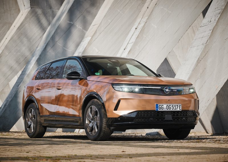 Isprobali smo novi Opel Grandland: Moderni C-SUV na novoj platformi i s tri opcije pogona