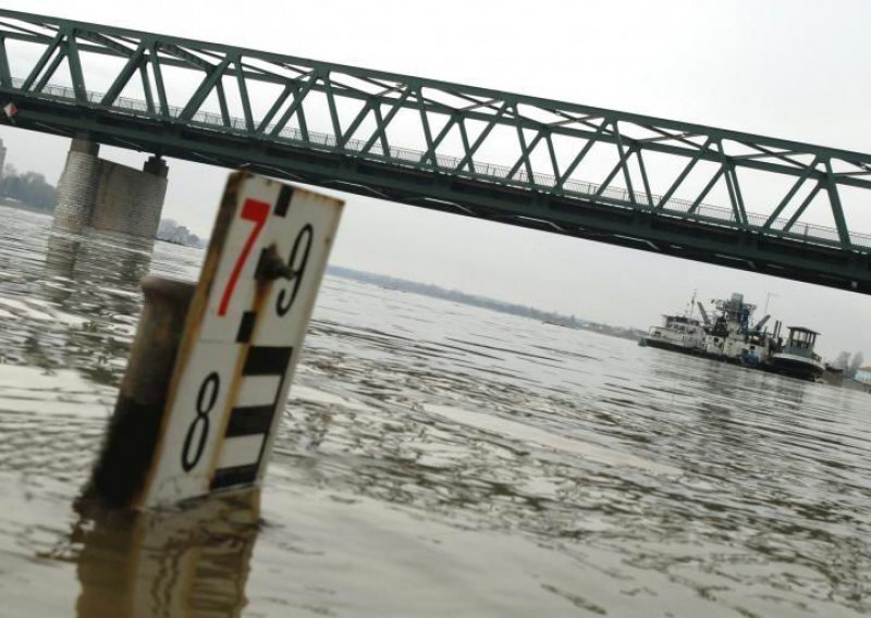 Dunav i Drava rastu, vodeni val tek se očekuje