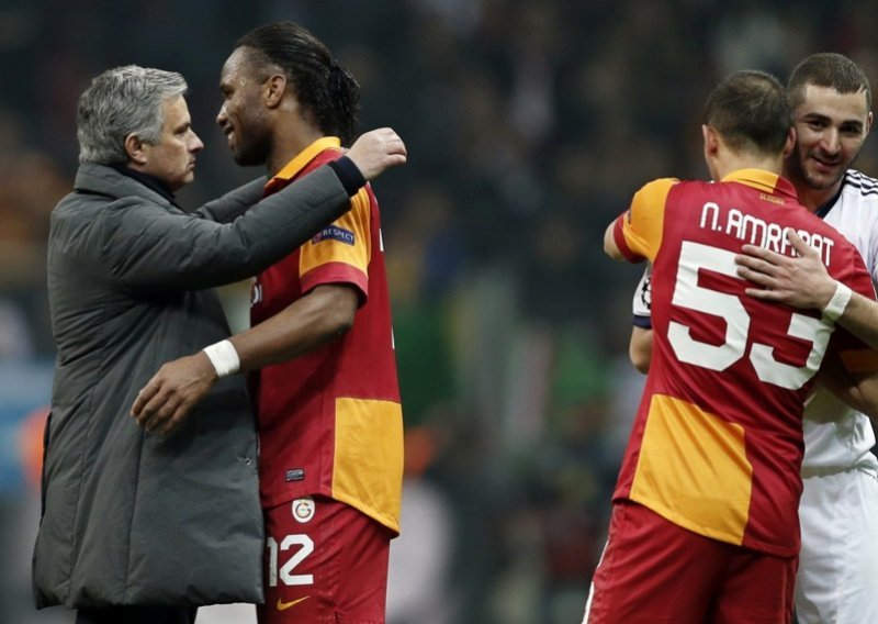 Drogba o Mourinhu: 'Kako moj tata može biti rasist? Dajte ljudi...'