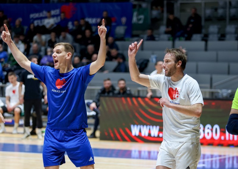 Bijela boja ili plava, sve nas veže isto srce; završen prvi 'Pokaži srce Futsal Masters'