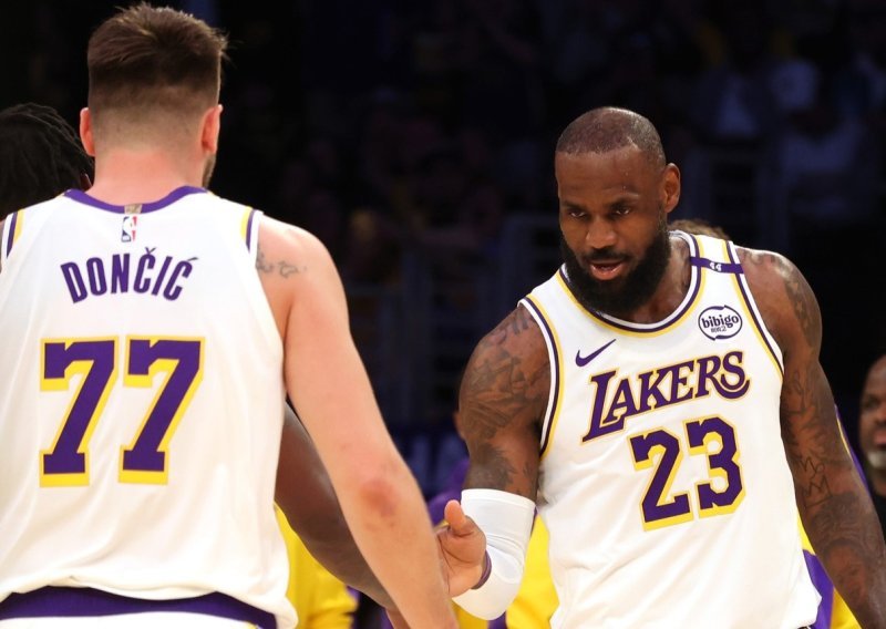 Sjajni LeBron i Dončić vodili Lakerse do preokreta i osme uzastopne pobjede