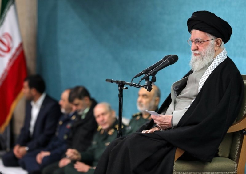 Iranski vođa Khamenei: Zahtjevi Zapada neće biti prihvaćeni