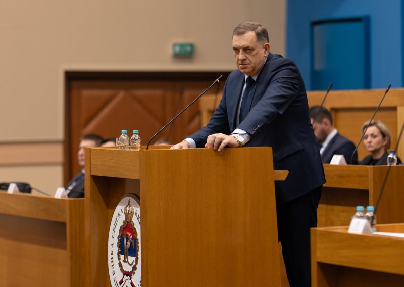 Javio se Dodik, kaže da šalje policiju Republike Srpske na granicu