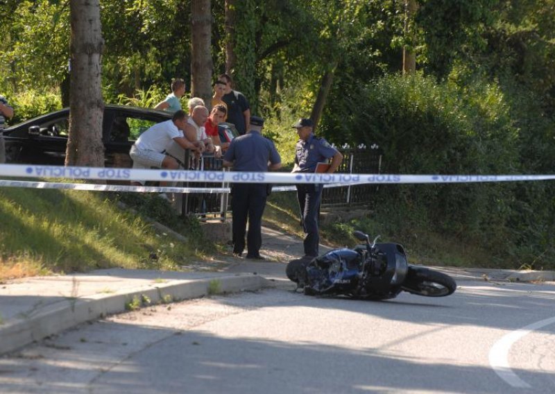 Motoristi podletjeli pod BMW i poginuli