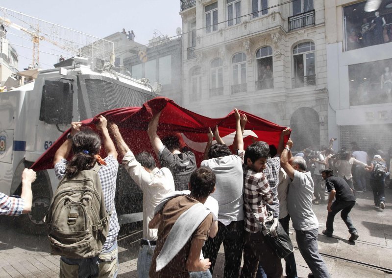 Taksim kao Wall Street na Bosporu