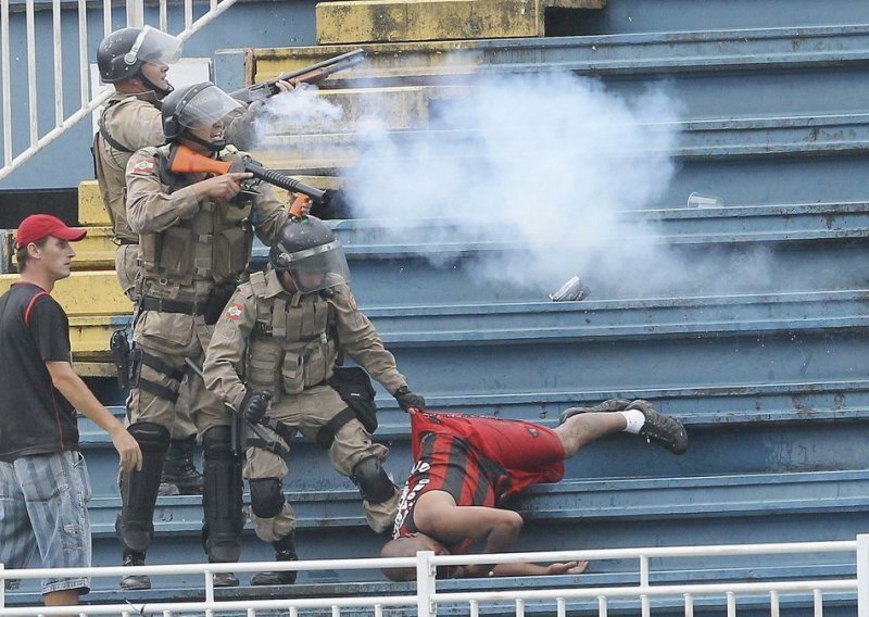 Šokantne scene nasilja na brazilskom stadionu