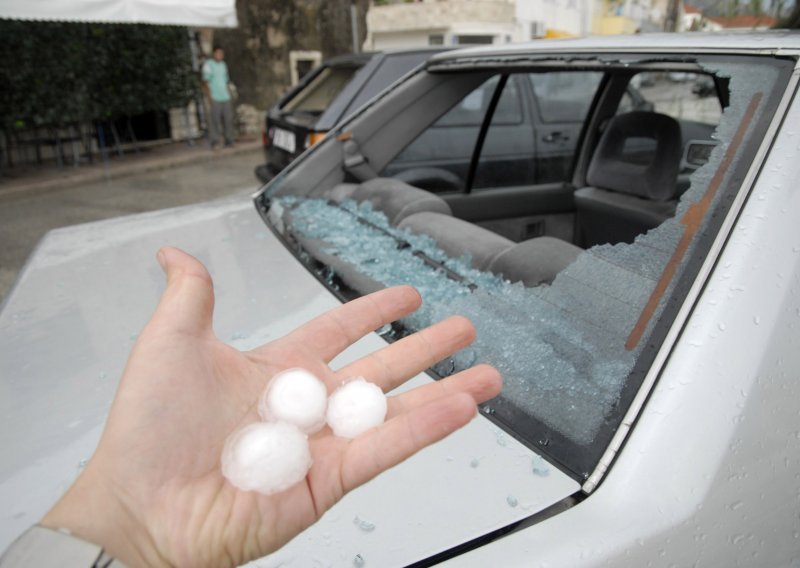 Vojvodina: U nevremenu ozlijeđeno 30-ak osoba