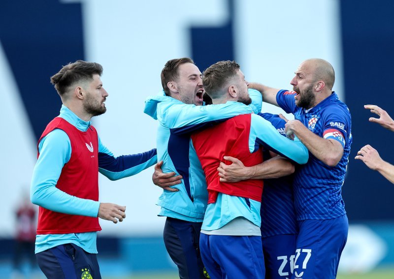 Već se zna Dinamov sastav za derbi s Hajdukom? Evo što se događa s Petkovićem