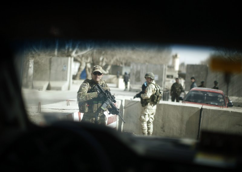 Četiri napadača ustrijeljena u diplomatskoj četvrti u Kabulu