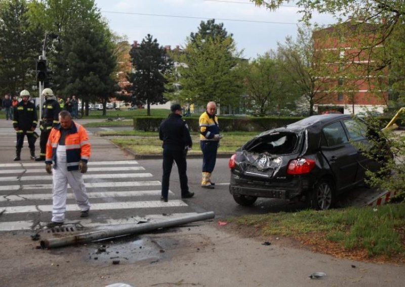 Stravična prometna nesreća na Horvaćanskoj