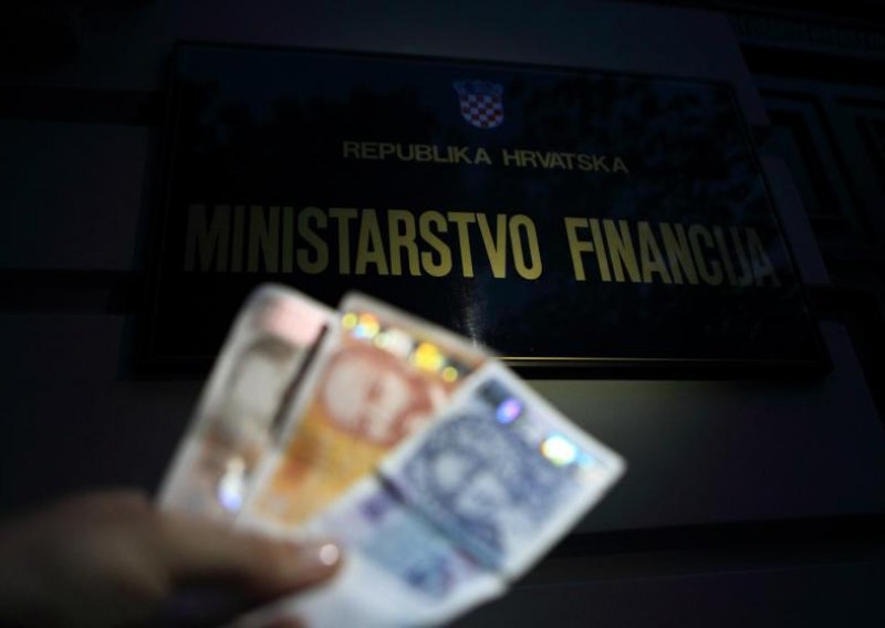 964 tax debtors pay HRK 54.82 mln in overdue taxes