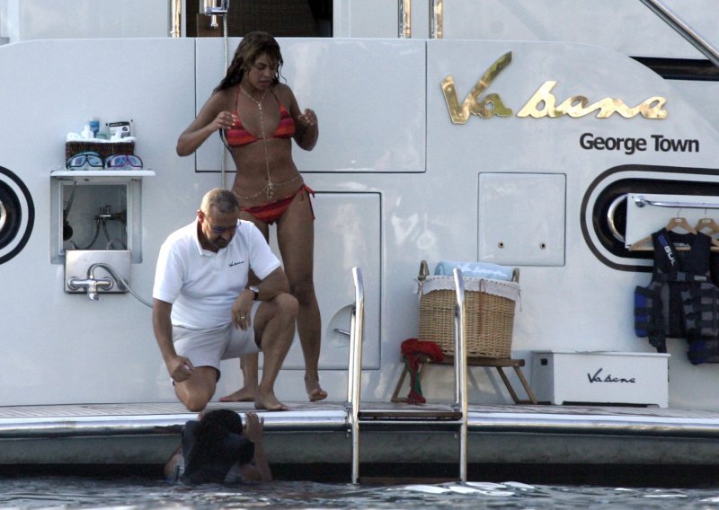 Beyonce u bikiniju uživa na jugu Jadrana