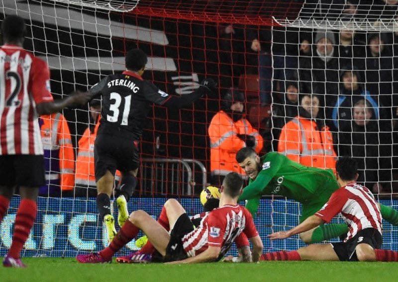 Liverpool s Lovrenom do važne pobjede u derbiju!