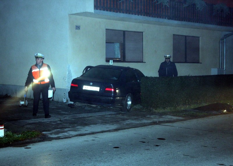 Mladić udario BMW-om u kuću i poginuo