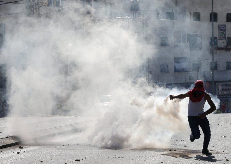 Više desetaka Palestinaca uhićeno nakon napada u Istočnom Jeruzalemu