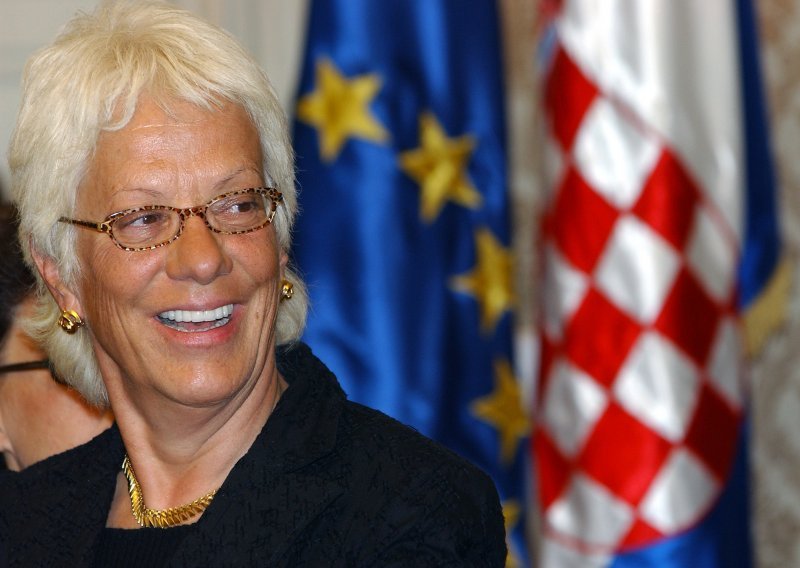 Carla del Ponte krstari Jadranom