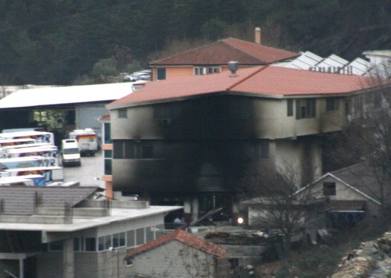 Izgorjelo 60 tona pršuta i mesa