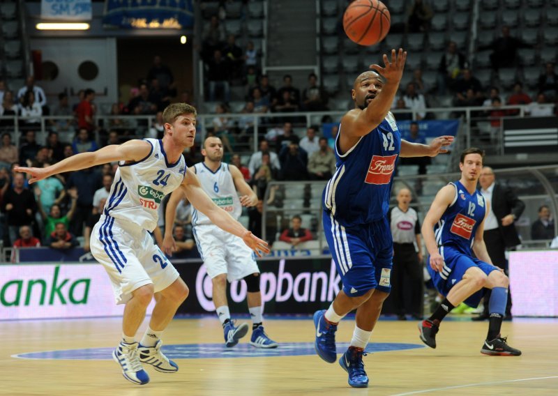 Zadrani opet nemoćni, Cibona u finalu