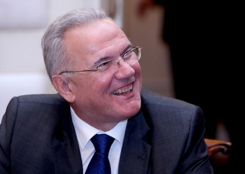 Mimica će iz Europske komisije izaći kao milijunaš