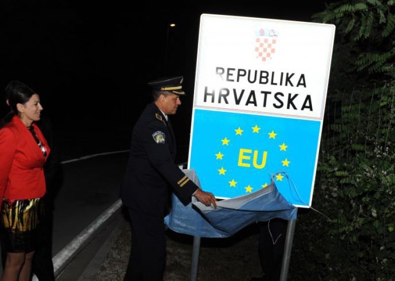 Schengen Blues ili rekvijem za granicu