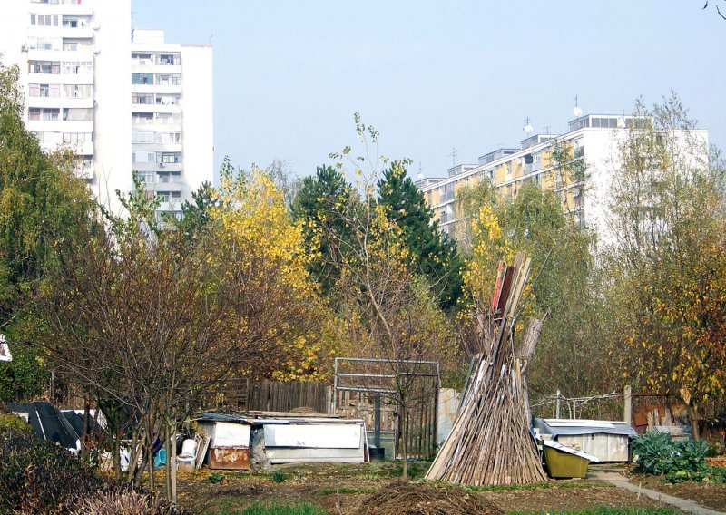 Novi Zagreb: duhovna obnova i javni prostor