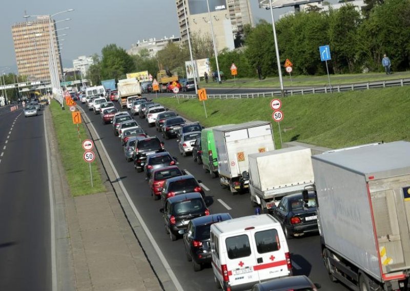 Kako preživjeti kaos zbog rupe na zagrebačkoj žili kucavici?