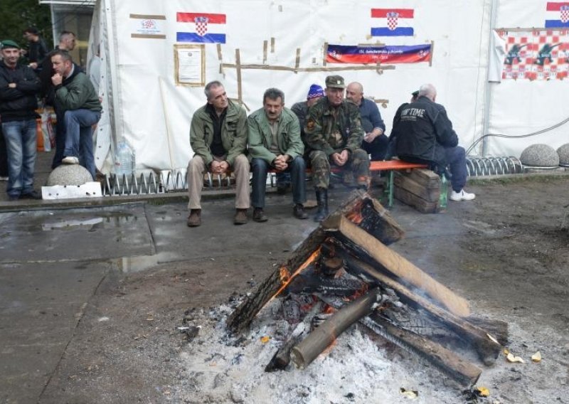 Gotovo 46 posto ispitanika podupire braniteljski prosvjed