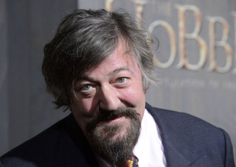 Stephen Fry oženit će mlađahnog Elliota Spencera