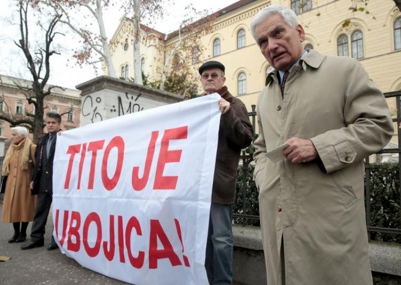 'Među antifašistima su objedinjeni četnici, udbaši i nevladine organizacije'