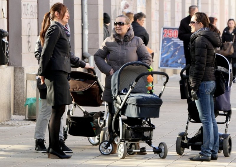 Vrkić drastično srezao naknadu za bebe