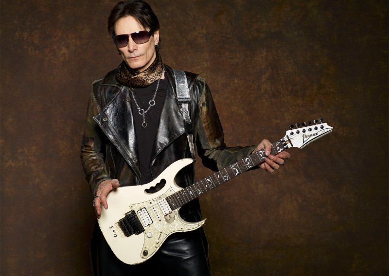 Steve Vai u Tvornici kulture