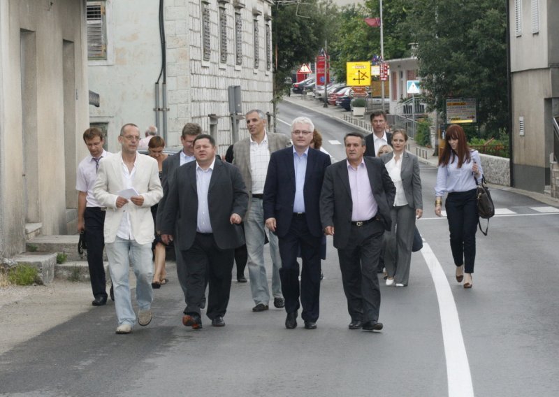 Josipovića i Čobankovića povezala poezija