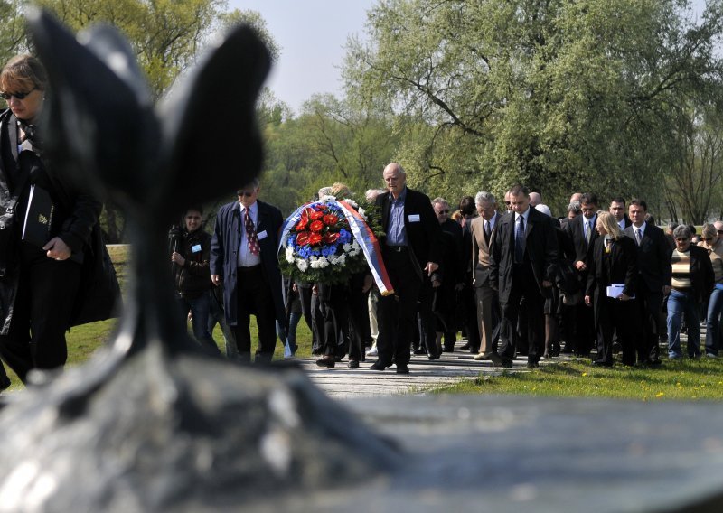 Jasenovac: Crimes must not be forgotten or denied