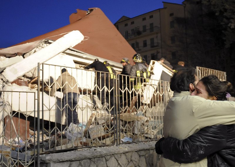 Snažan potres uzdrmao sjevernu Kaliforniju