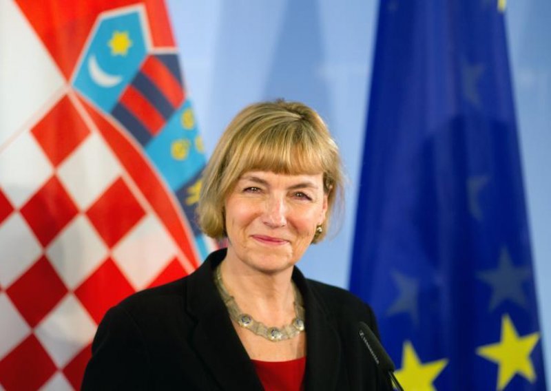 Pusić: Pelješki most rješavat ćemo s BiH u Bruxellesu