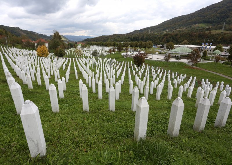 Dodik opet negira genocid u Srebrenici, a za zločine krivi ustaše