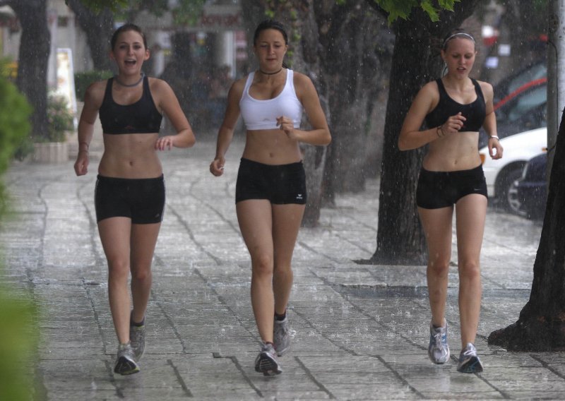 Gdje će danas najdulje padati kiša, a tko se može nadati suncu