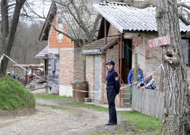 Bračni par pronađen mrtav u vikendici