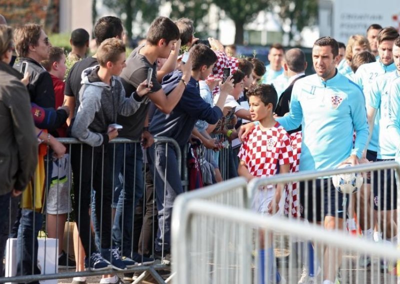 Hrvatska održala prvi trening, sjajno ozračje