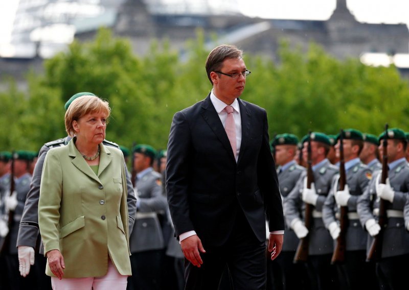 Vučić: Angela Merkel zaslužna je za stabilizaciju odnosa Beograda i Zagreba